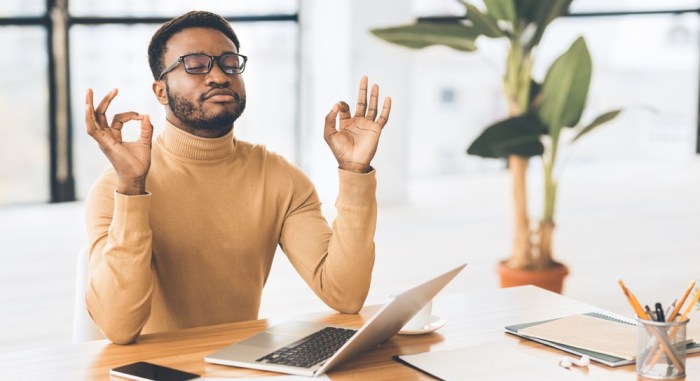Talking to An Employee about Body Odor? Ask Madeleine