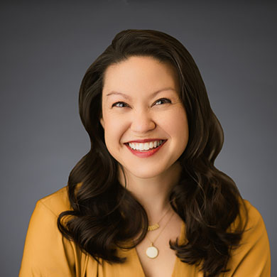 April Hennessey Photo